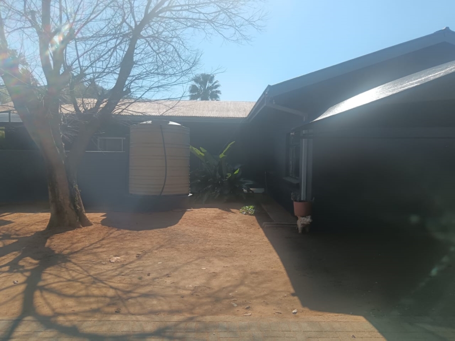 4 Bedroom Property for Sale in Hadison Park Northern Cape